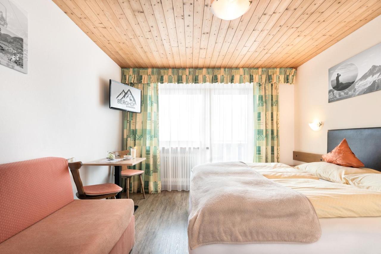 Gasthof Pension Berghof ヒパッハ エクステリア 写真