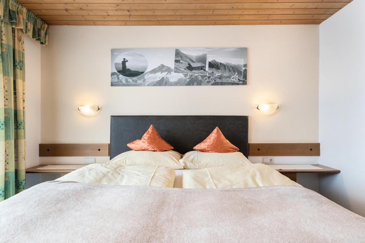 Gasthof Pension Berghof ヒパッハ エクステリア 写真