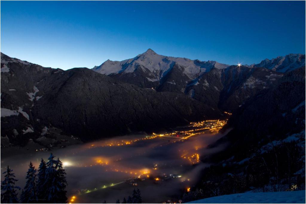 Gasthof Pension Berghof ヒパッハ エクステリア 写真