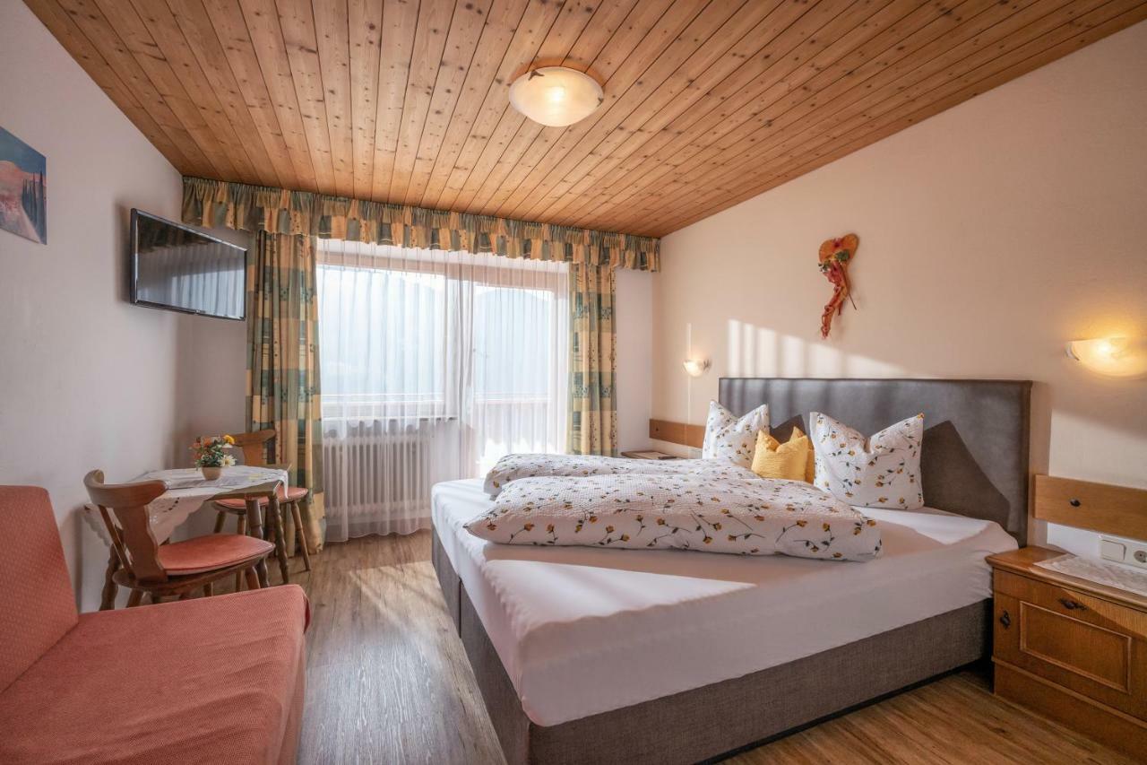 Gasthof Pension Berghof ヒパッハ エクステリア 写真